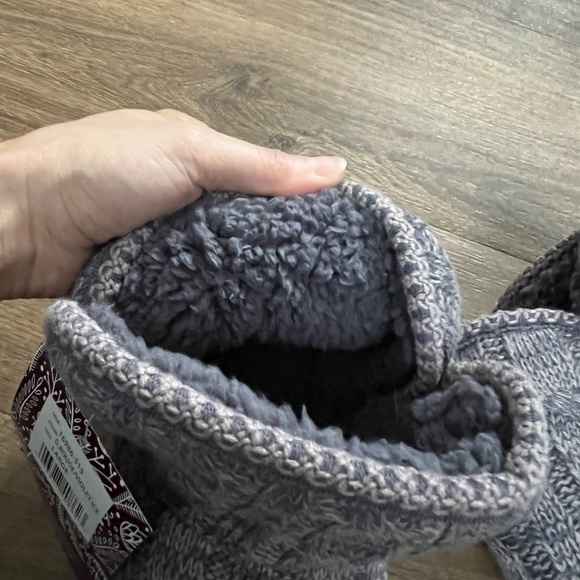 NWT MUK LUKS Leigh Cable Knit Women's Pull on Slipper Bootie Purple Sz L - Picture 8 of 12